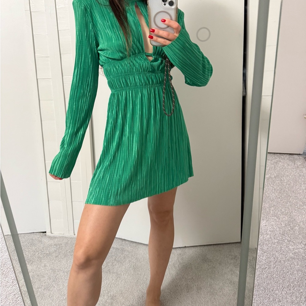 Chic Long Sleeve Green Dress